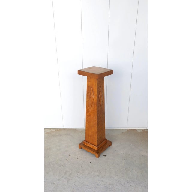 Wood English Column Pedestal Stand in Tiger Mable Wood For Sale - Image 7 of 11