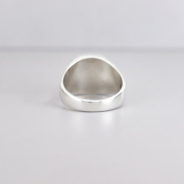 Large Vintage Sterling Silver, Onyx Cabochon, & Diamond Men's Signet Style Ring For Sale - Image 9 of 15