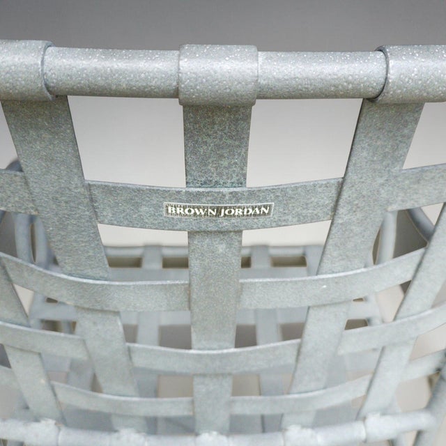 Mid 20th Century Mid 20th Century Brown Jordan Florentine Three-Piece Patio Set in Speckled Charcoal Finish, 3 Pieces For Sale - Image 5 of 8