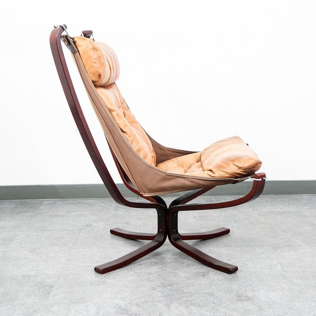 Mid-Century Modern 1960s Mid Century Danish Modern Lounge Chair Tan Brown Leather Attributed to Sigurd Ressell Falcon For Sale - Image 3 of 12