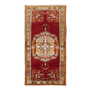 Vintage Handmade Turkish Ushak Area Rug. 3'x 5'9" For Sale