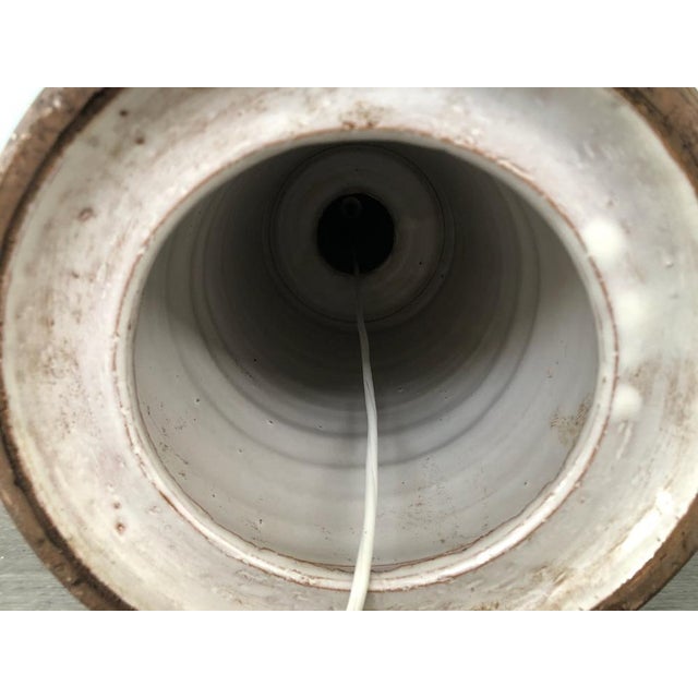 The master ceramist Aldo Londi has created this ceramic ceramic lamp in the 60s The lampshade is not included in the sale...