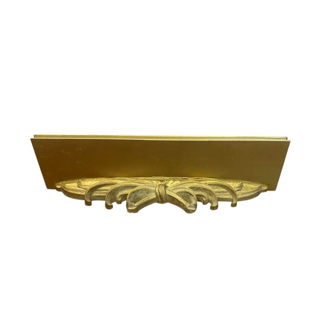 Mid-Century Modern Vintage Mid Century Florentine Gilt / Gold Bow Wall Accent / Decor / Plate Shelf by Syroco Wood For Sale - Image 3 of 7