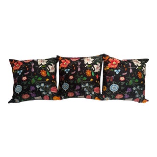 Set of 3 Gucci “Flora” Silk-Twill Pillows — Black Multicolor F in Loral — Signed Gucci — 16 X16 For Sale