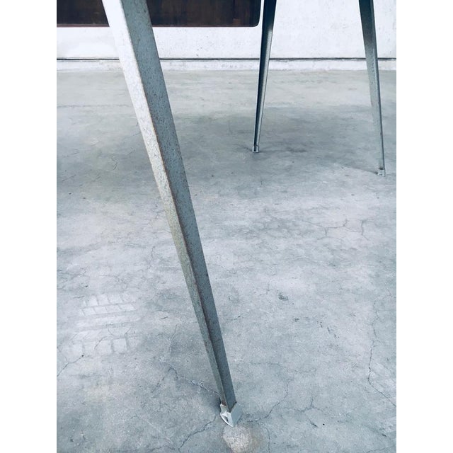 Dutch Industrial Desk attributed to Wim Rietveld for Ahrend De Cirkel, Netherlands, 1960s For Sale - Image 12 of 18