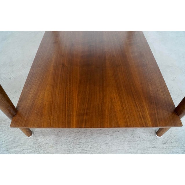 1960’s Mid-Century Modern Walnut End Table by Lane Furniture For Sale - Image 11 of 12