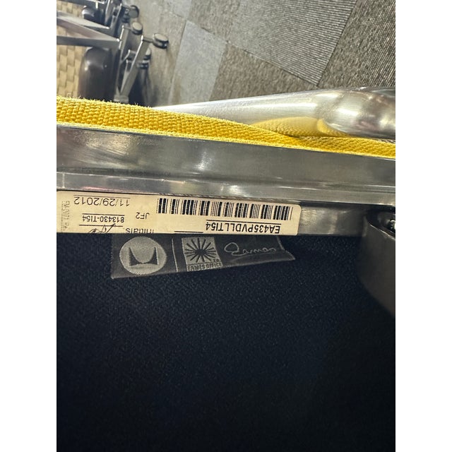 2010s Herman Miller Eames Sofa Pad Height Management Chair For Sale - Image 5 of 5