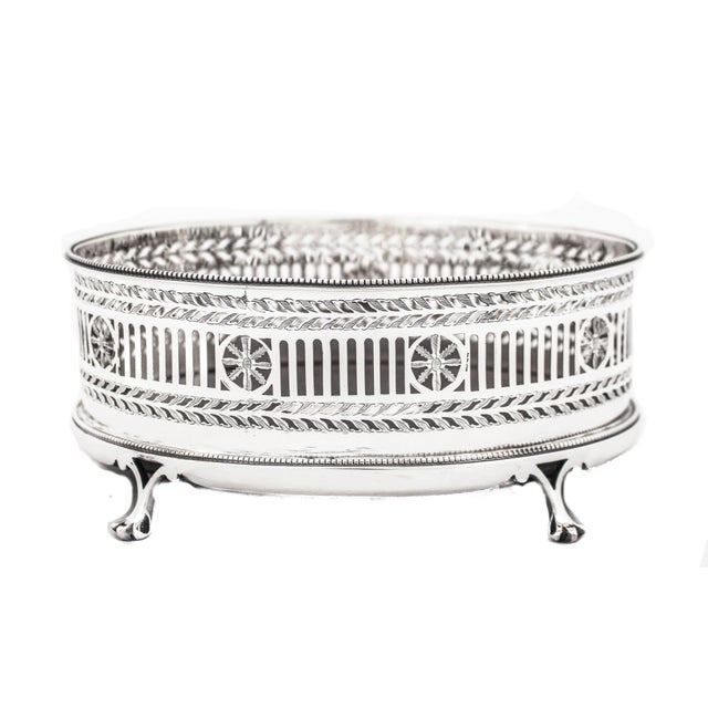 Traditional 1903 Sterling Silver Tea Tray For Sale - Image 3 of 6