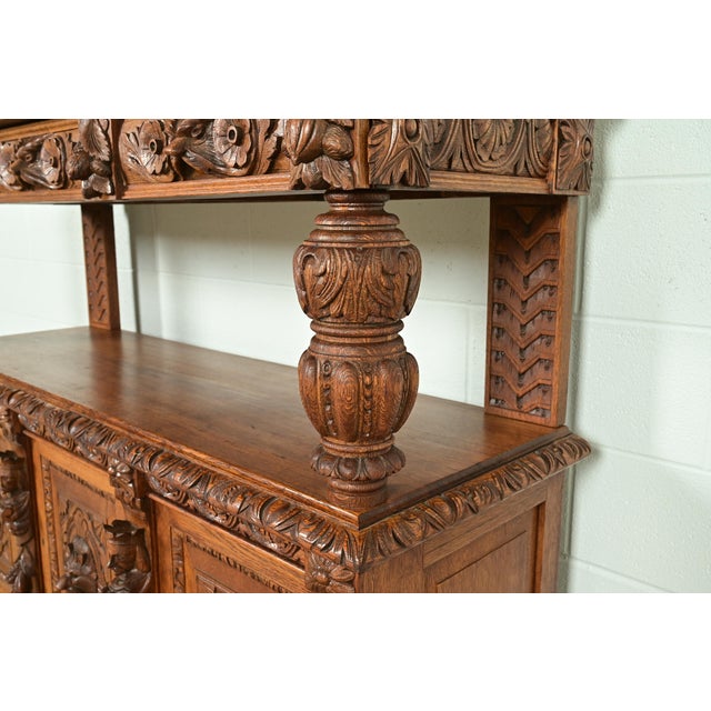 R. J. Horner Style Renaissance Revival Carved Oak Sideboard or Bar Cabinet, Circa 1890s For Sale - Image 12 of 17
