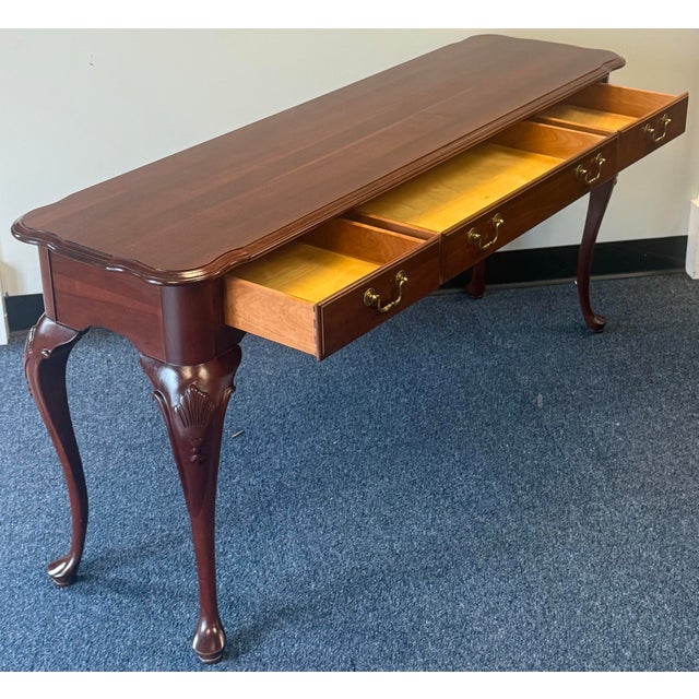 Ethan Allen Solid Cherry Georgian Court Console / Sofa Table For Sale In New York - Image 6 of 12