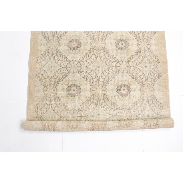 1960s Mid 20th Century Minimalist Home Decor Floor Rug For Sale - Image 5 of 10