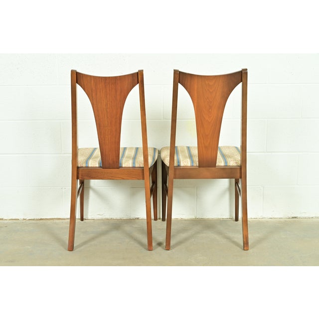 Broyhill Brasilia Mid-Century Modern Sculpted Walnut Side Chairs or Dining Chairs, Pair For Sale - Image 11 of 13