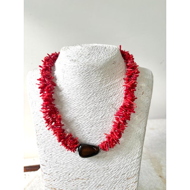 Stunning vintage coral and smoke quartz beaded necklace.