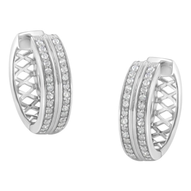 10K White Gold Diamond Hoop Earring (1/2 cttw, I-J Color, I2-I3 Clarity) For Sale
