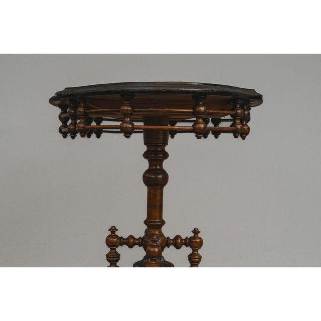 Mid-19th Century Biedermeier Salon Table in Walnut For Sale - Image 15 of 18