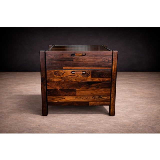 L'Atelier San Paulo Filing Cabinet/ Side Table in Rosewood, Jorge Zalszupin, 1960’s For Sale - Image 4 of 9