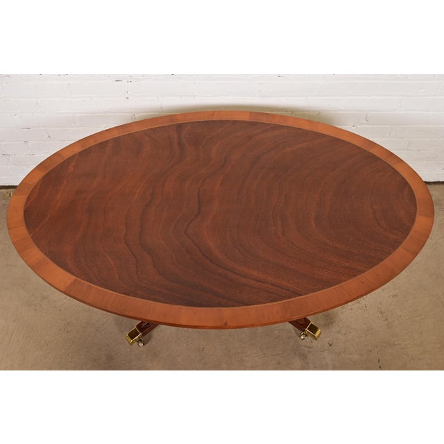 Late 20th Century Baker Furniture Style Georgian Banded Mahogany Pedestal Coffee Table For Sale - Image 5 of 9