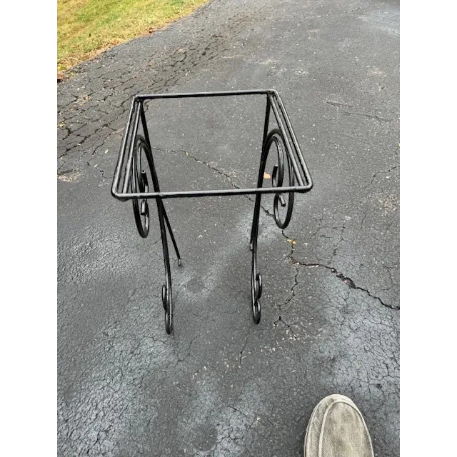 1950s Art Nouveau Swirled Wrought Iron Occasional Table For Sale - Image 4 of 4