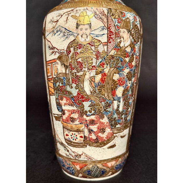 Late 20th Century Pair Of Japanese Meiji Period Satsuma Vases For Sale In New York - Image 6 of 8