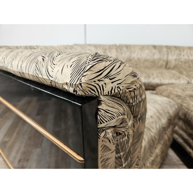 Textile Modular Sofa in Silk and Lacquered Wood by Pierre Cardin, 1970, Set of 5 For Sale - Image 7 of 18