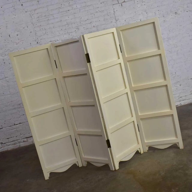 Hollywood Regency to Art Deco Folding Screen Four Panel Painted Off White With Floral Embossed Design For Sale - Image 6 of 13