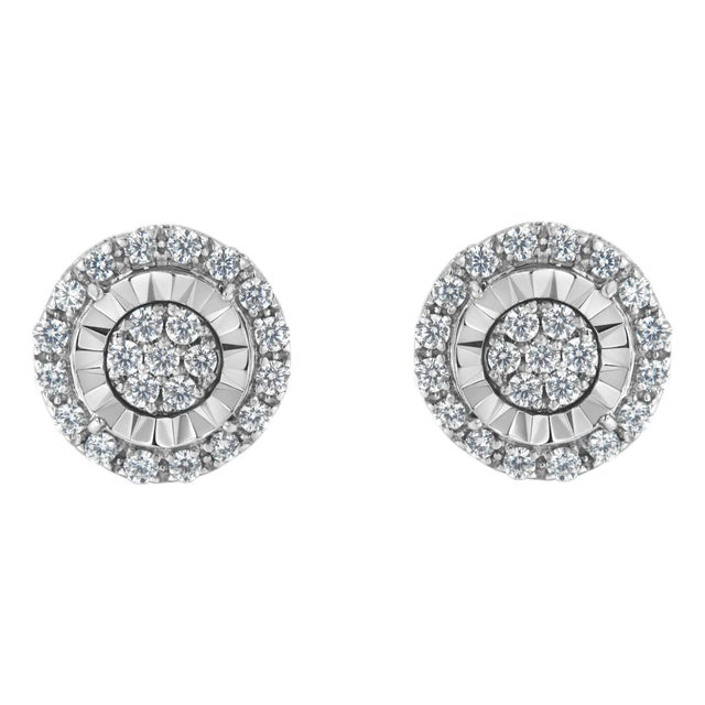 Sterling Silver Diamond Cluster Earrings (1 cttw, I-J Color, I2-I3 Clarity) For Sale
