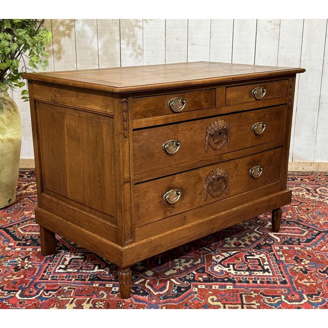 Chest of Drawers in Oak For Sale - Image 13 of 18