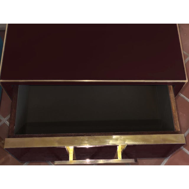 Italian Pair of Mirrored Dark Red Glass Bedside Tables With Brass Ornaments, 1950s Style For Sale - Image 3 of 5
