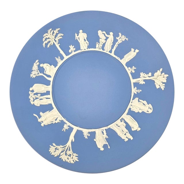 Wedgwood Lavender Blue Jasperware Sacrifice Cake Plate Classical Relief England 9.5" For Sale