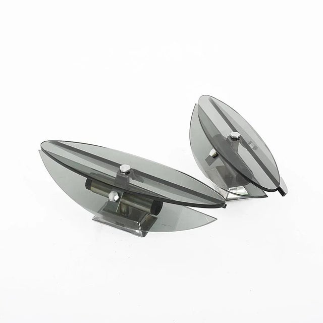 Mid-Century Modern Mid-Century Italian Glass and Chrome Elliptical Sconces from Veca, 1960s, Set of 2 For Sale - Image 3 of 5