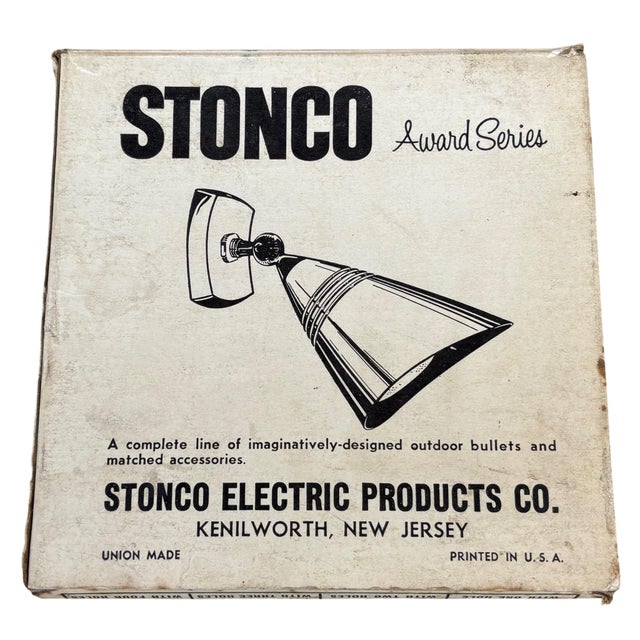 Pair 1960s Stonco Award Series Outdoor Bullet Lights Cast Aluminum Antique Gold Crackle Finish Nos For Sale - Image 16 of 18