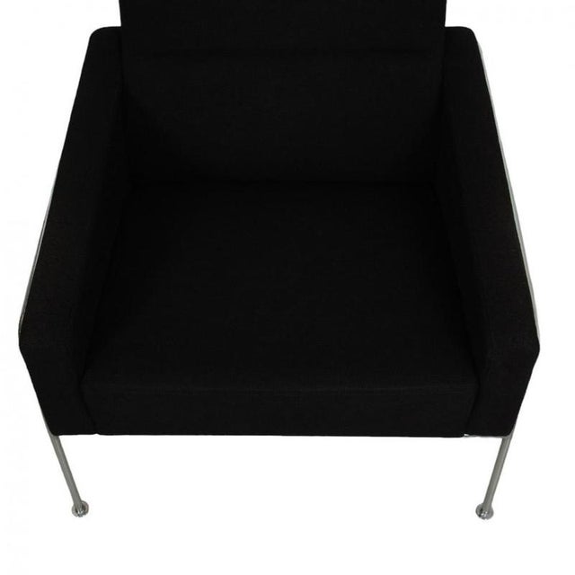 3301 Lounge Chair in Black Hallingdal Fabric by Arne Jacobsen, 2000s For Sale - Image 9 of 13