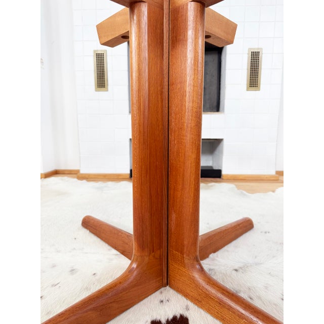 Danish MCM Ex.+ Teak Wood Grain Dining Table by Dyrlund Denmark 1960s, Mod. 9276 For Sale - Image 12 of 13