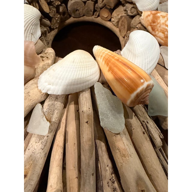 Coastal Driftwood Sunburst Wall Wreath With Seashells & Sea Glass, 21” For Sale - Image 4 of 12