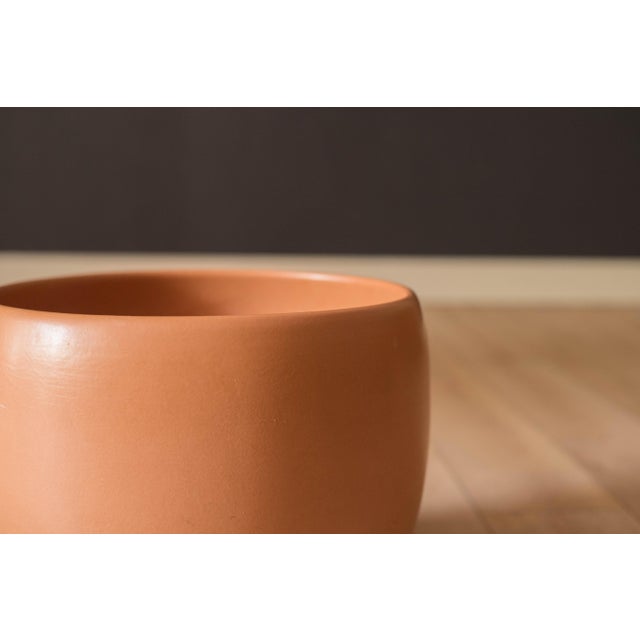 Large Vintage California Terra Cotta Planter Pot by Gainey Ceramics For Sale In Monterey, CA - Image 6 of 11