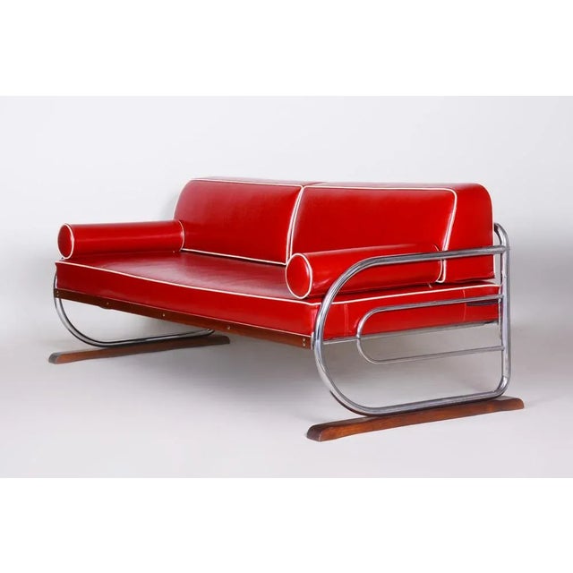 Bauhaus Red Sofa in Chrome-Plated Steel & High Quality Leather attributed to Robert Slezák, Czech, 1930s For Sale - Image 10 of 10