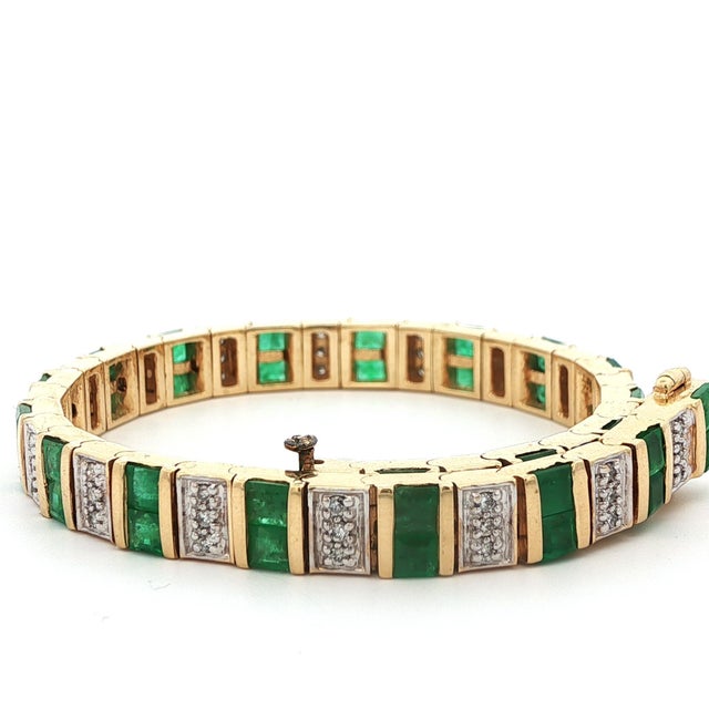 Green 1980s 14k Yellow Gold Emerald & Diamond Bracelet For Sale - Image 8 of 10