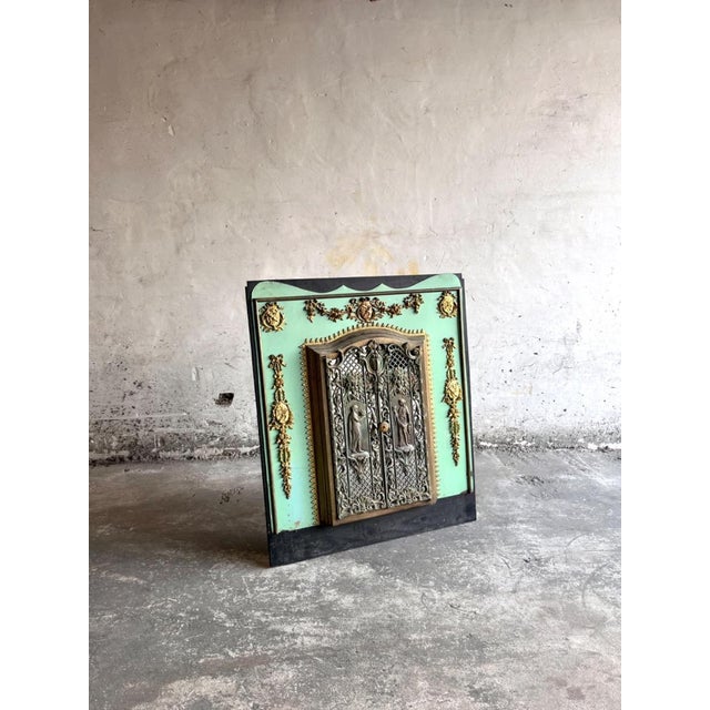 Antique Fireplace Doors in Bronze and Messing For Sale - Image 13 of 17