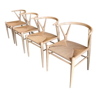 Set of 4 Soho Home Natural Wishbone Style Dining Chairs For Sale