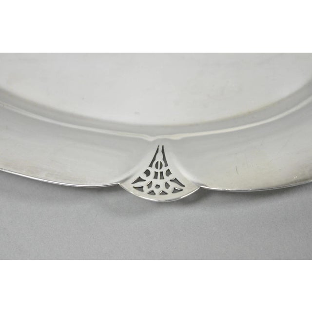 Art Deco Vintage Art Deco Wm Rogers 411 Silver Plated Small Oval Scalloped 11" Dish Tray For Sale - Image 3 of 12