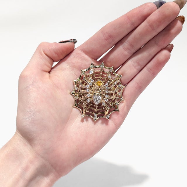 Large 14k Gold, Diamond, and Yellow Sapphire Spider & Web Brooch For Sale - Image 4 of 13