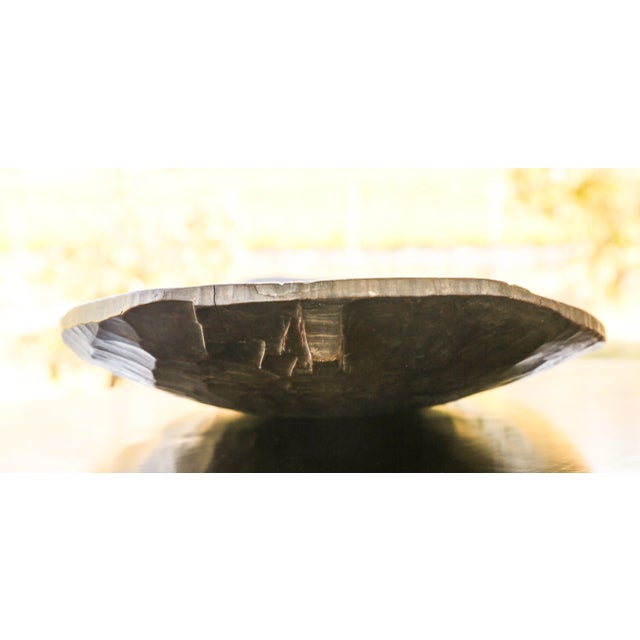 1960s Tribal Feast Offering Tray, Large Hand Hewn Brown Wood Bowl by the Indigenous Mentawei, Indonesia For Sale - Image 12 of 18