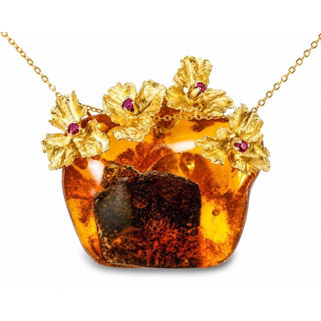 Mid 20th Century 14k Yellow Gold Amber Ruby Floral Pendant Necklace For Sale - Image 4 of 4