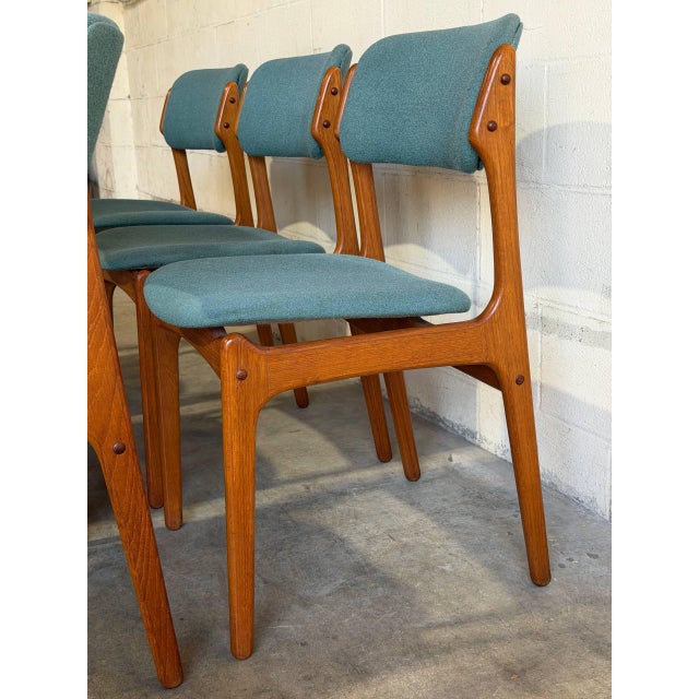 In Style of Erik Buch Set of 6 Solid Teak Dining Chairs Model 49 and 50 Denmark Mid-Century Modern 1960s For Sale - Image 4 of 11