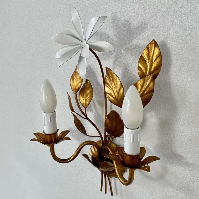 1950s Gilt Floral Wall Lights attributed to Maison Bagues, France 1950s, Set of 2 For Sale - Image 5 of 18