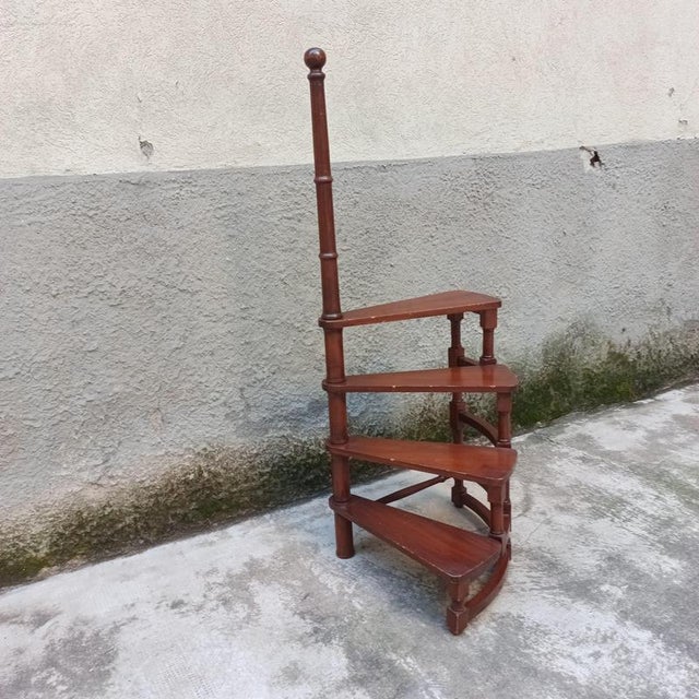 Small 4-Step Wooden Library Ladder, Italy, 1960s For Sale - Image 3 of 12