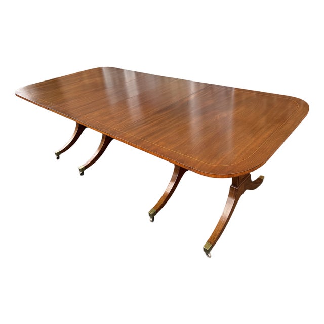 Vintage Georgian Regency Style Banded Mahogany Pedestal Extension Dining Table With Leaves For Sale