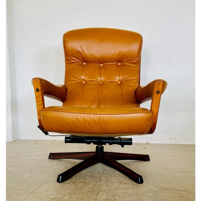 Mid-Century Modern Vintage Swedish Leather Reclining Swivel Chair from Göte Möbler, 1970 For Sale - Image 3 of 16