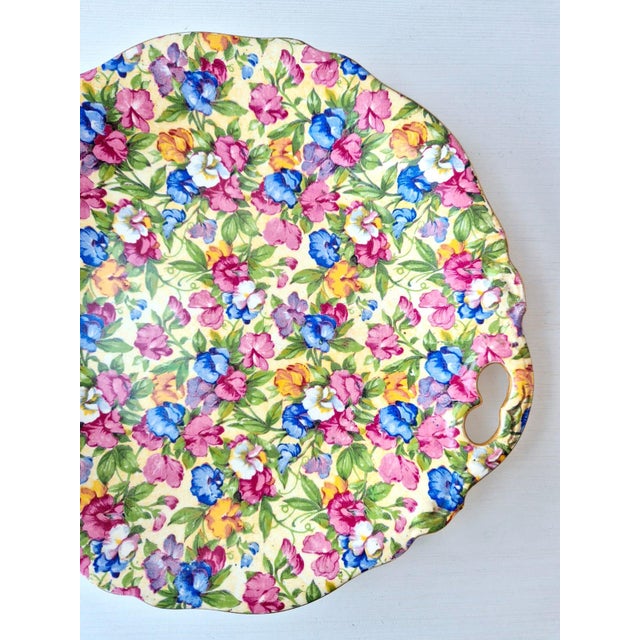 Vintage English Sweet Pea Chintz Tray from Royal Winton, 1930s For Sale - Image 3 of 5