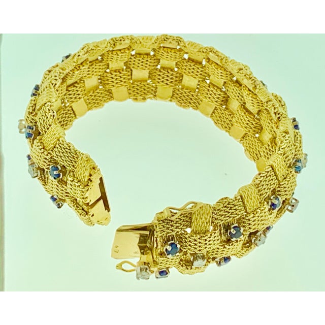 Arts & Crafts 3 Carat Sapphire and 2 Carat Diamond Bracelet in 18 Karat Yellow Gold 116 Gm For Sale - Image 3 of 18